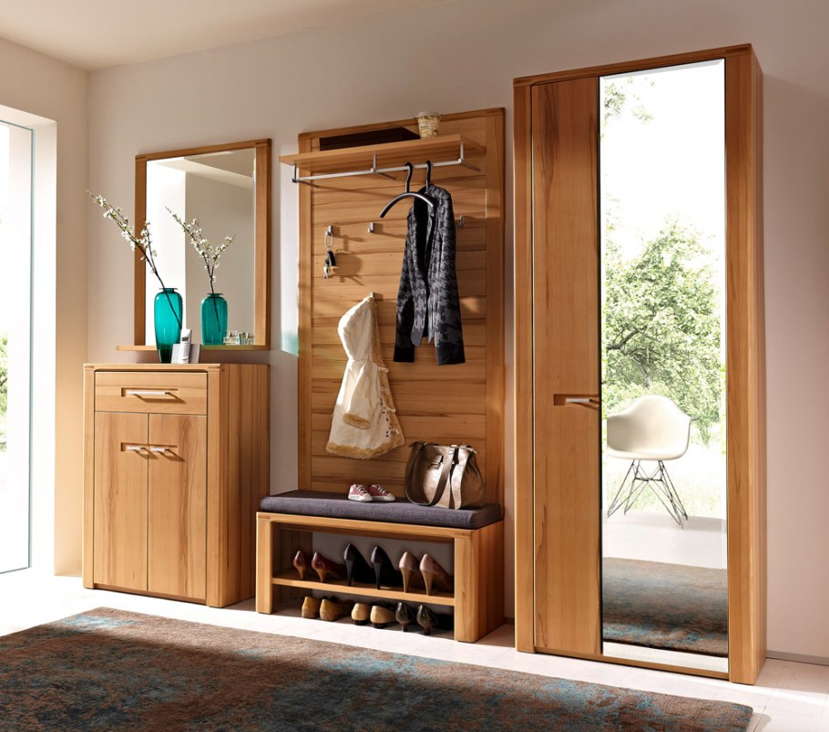 Прихожие в коридор