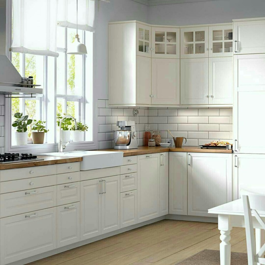 Кухонный гарнитур Будбин икеа белый