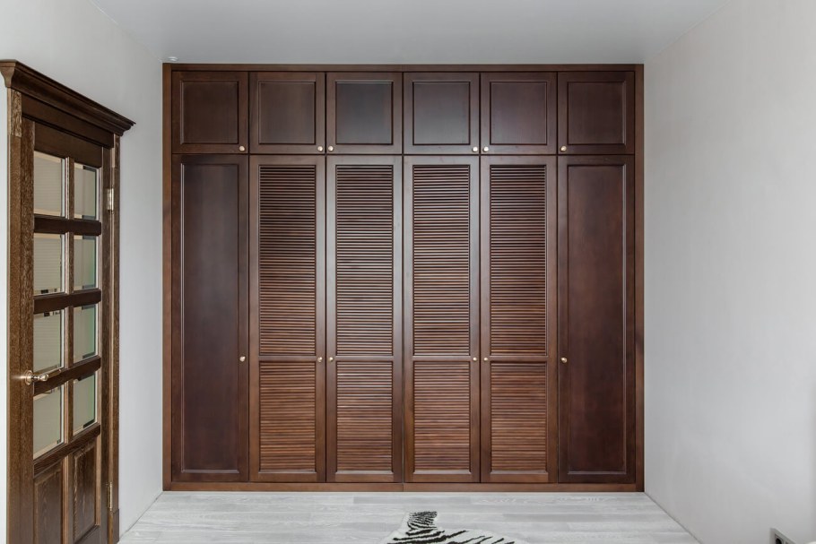 Фасады встроенных шкафов