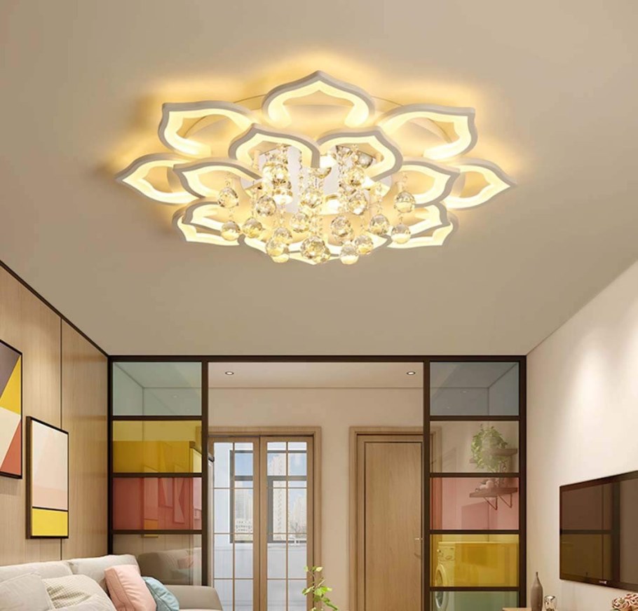 Люстра потолочная в гостиную современная