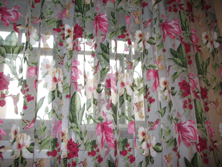 Шторы с крупными цветами