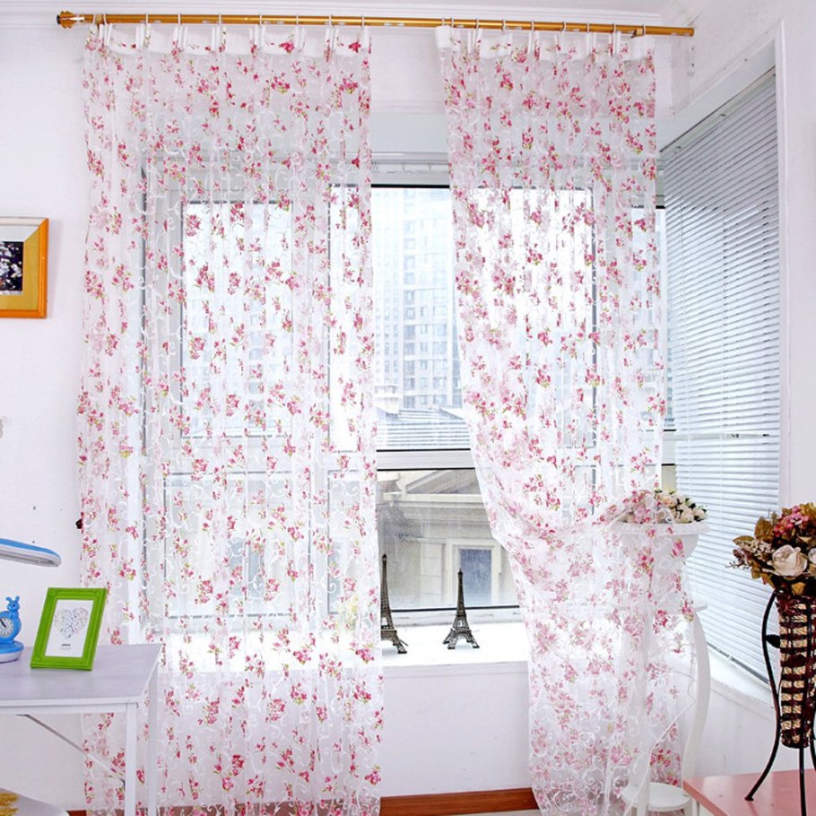 Шторы в мелкий цветочек