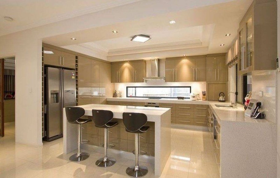 П образные кухни с островом