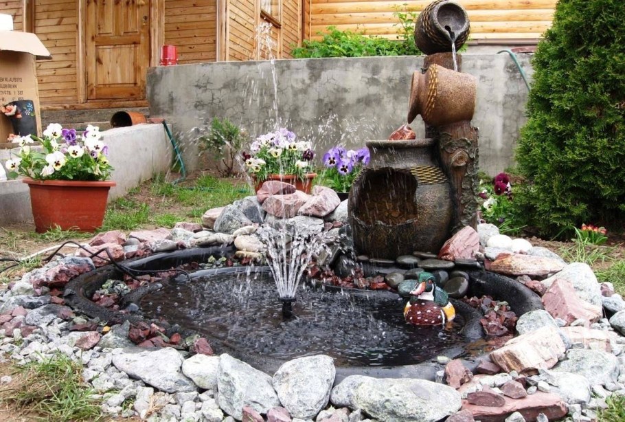 Фонтанчик на даче