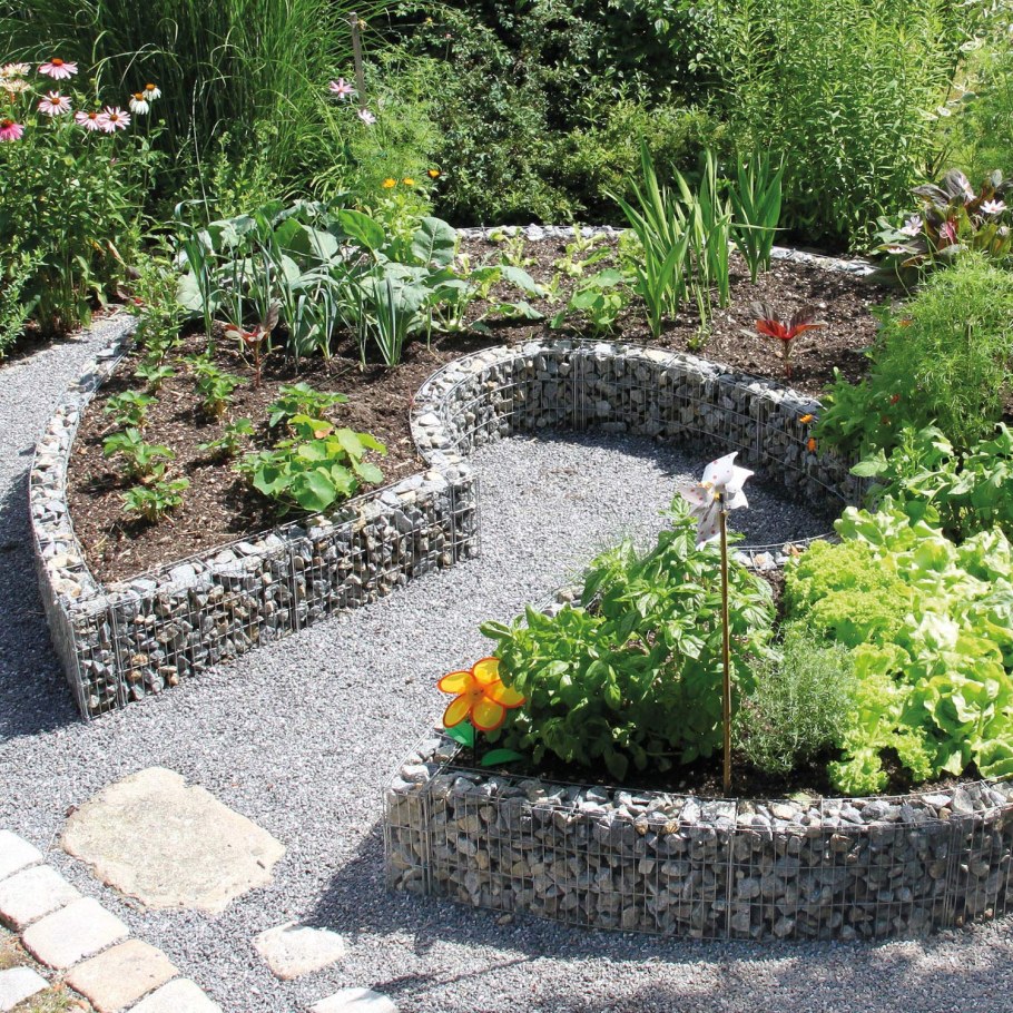 Клумба трехъярусная Альпийская камни