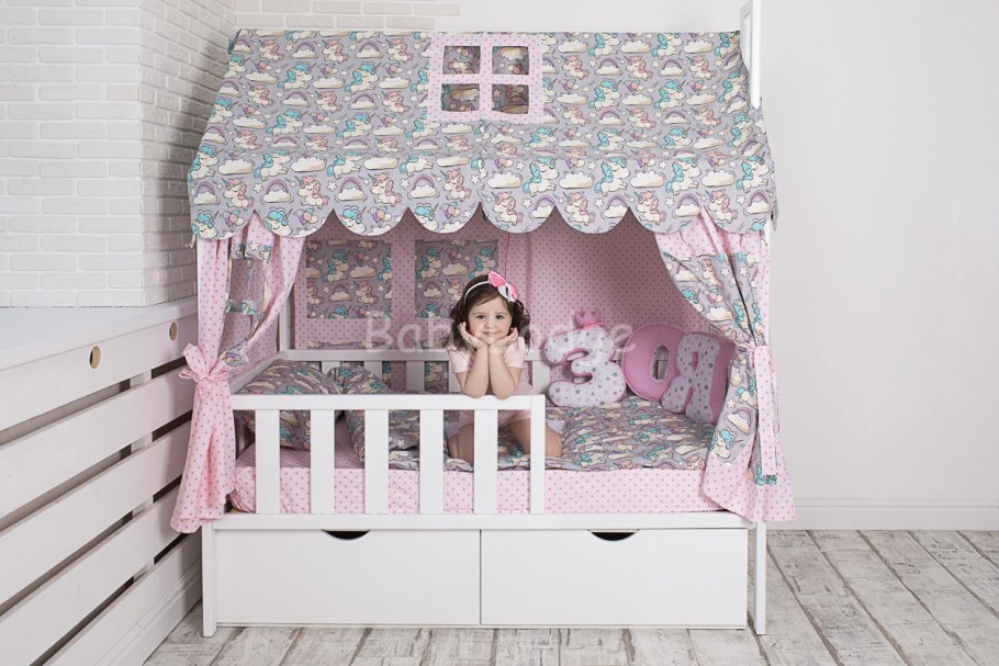 Текстиль для кроватки домика