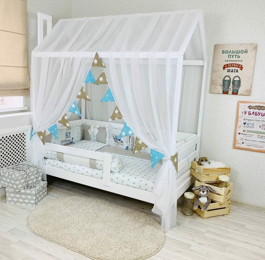 Болдахинна кроватку домик
