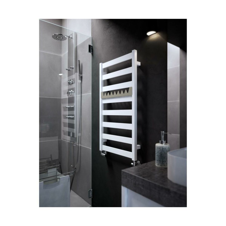 Двин l Plaza 70/40 водяной полотенцесушитель чёрный матовый