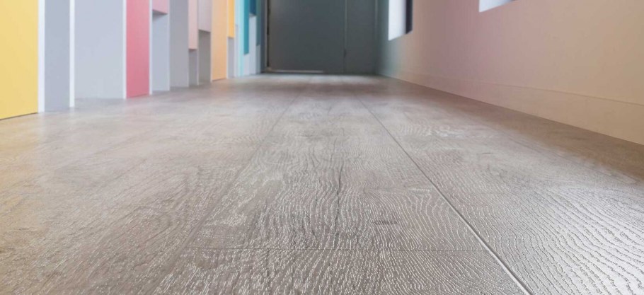 Линолеум IVC Woodlike Cousteau w06