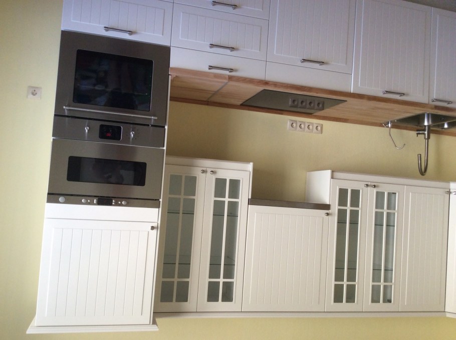 Навесной кухонный шкаф икеа