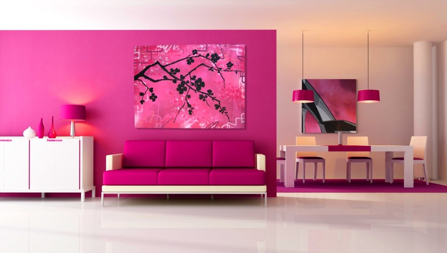 Розовые обои в интерьере гостиной