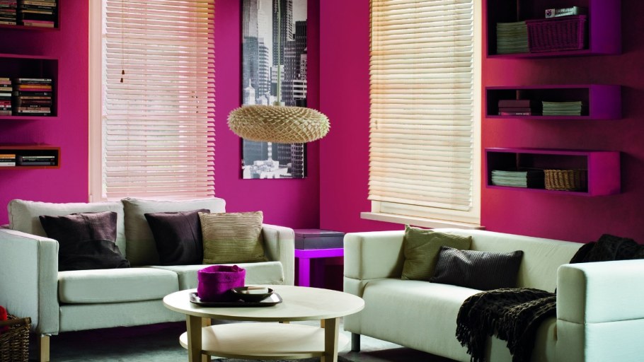 Сочетание цветов с малиновым