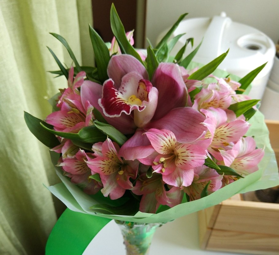 Крымская Орхидея альстромерия