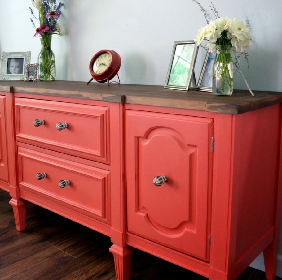 Крашенная мебель в интерьере