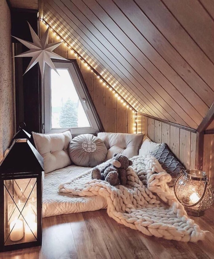 Интерьер мансарды