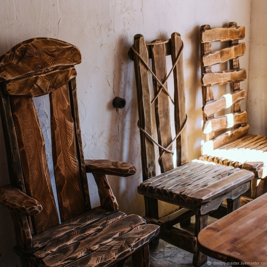 Мебель под старину из дерева