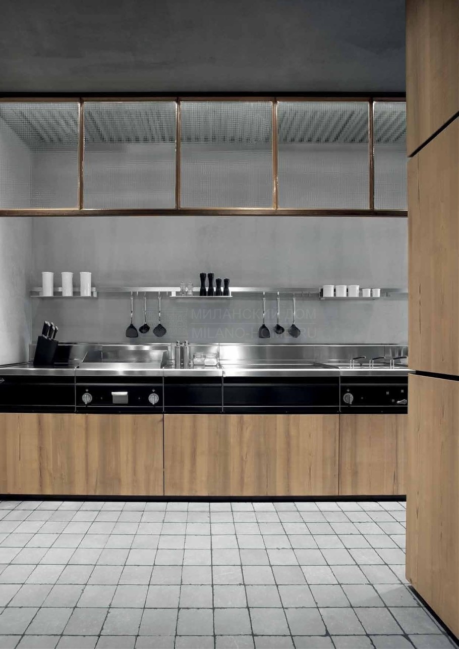 Кухня с металлическими фасадами