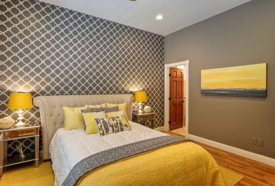 Комбинированные обои в интерьере