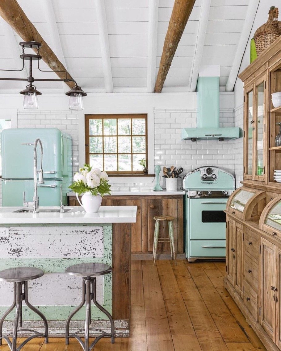 Кухня в деревенском стиле