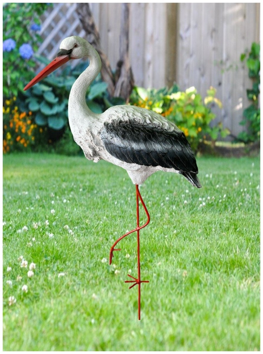 Аист фигурка для сада