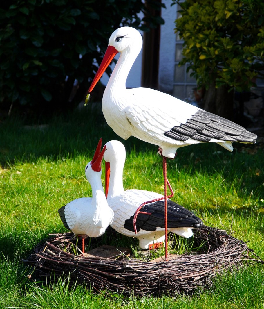 Аист украшение для сада