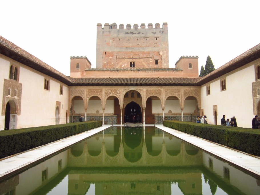 Дворец Насридов в Альгамбре