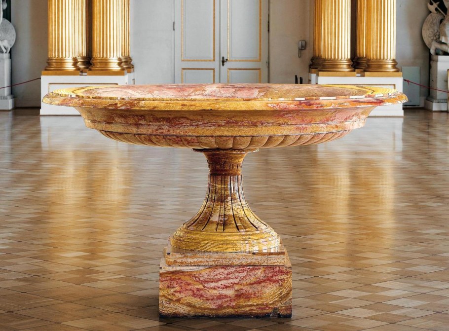 Авантюрин ваза Эрмитаж