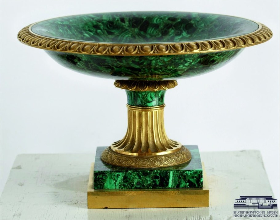 Малахитовая ваза – кратер «Медичи».