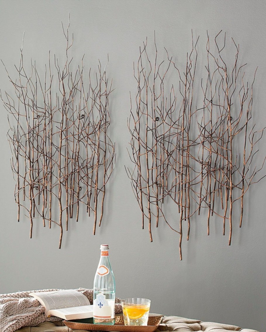 Композиция из сухих веток