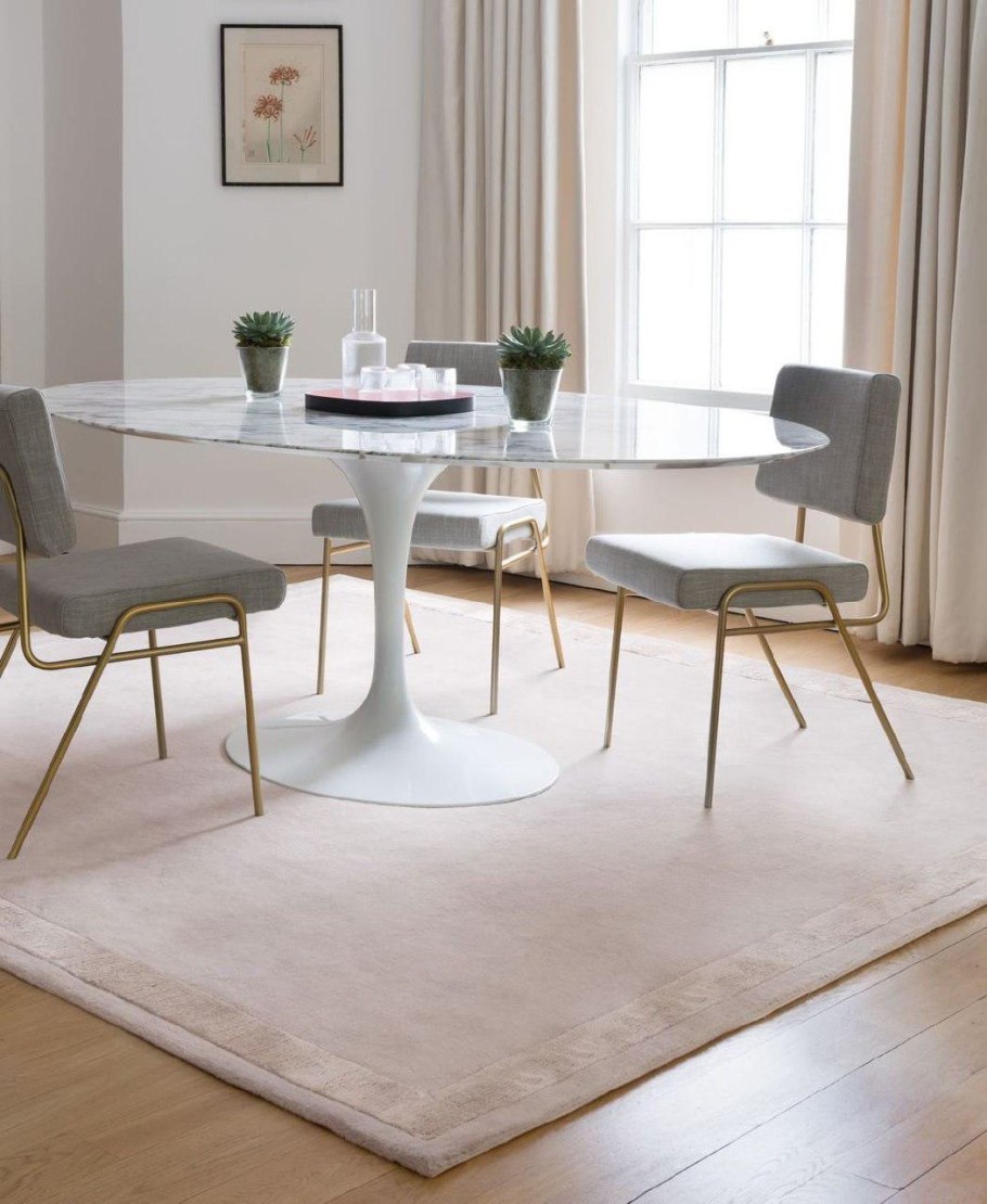 Ковер под круглый стол на кухню