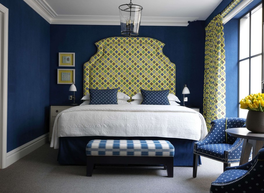 Спальня в синих тонах