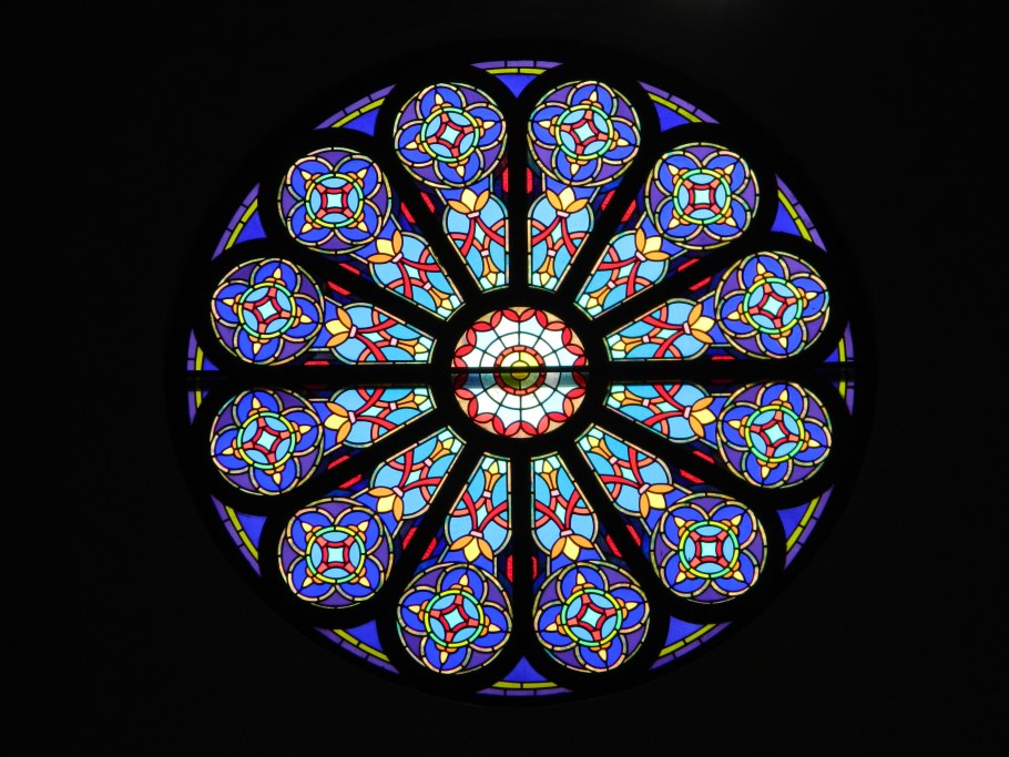 Окно роза готического собора