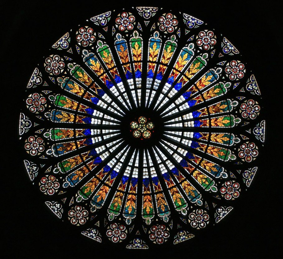 Окно роза готического собора