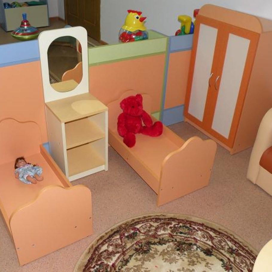 Кукольный уголок в детском саду