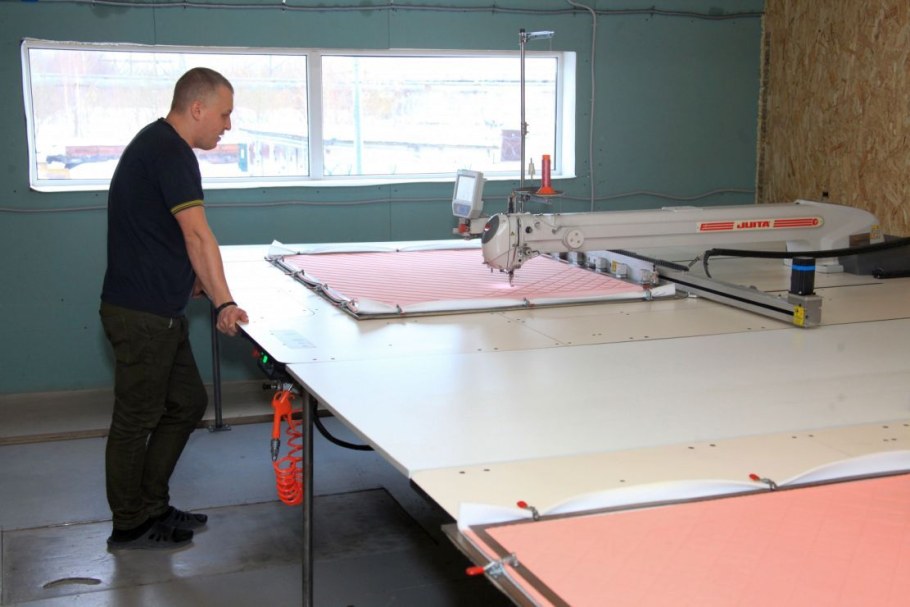 Помещение для производства со столами