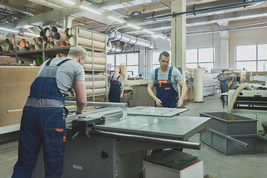 Мебельная фабрика цех