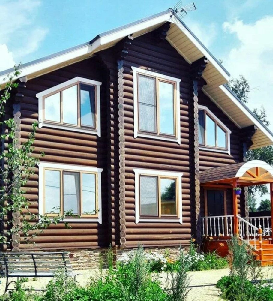 Дом из оцилиндрованного бревна