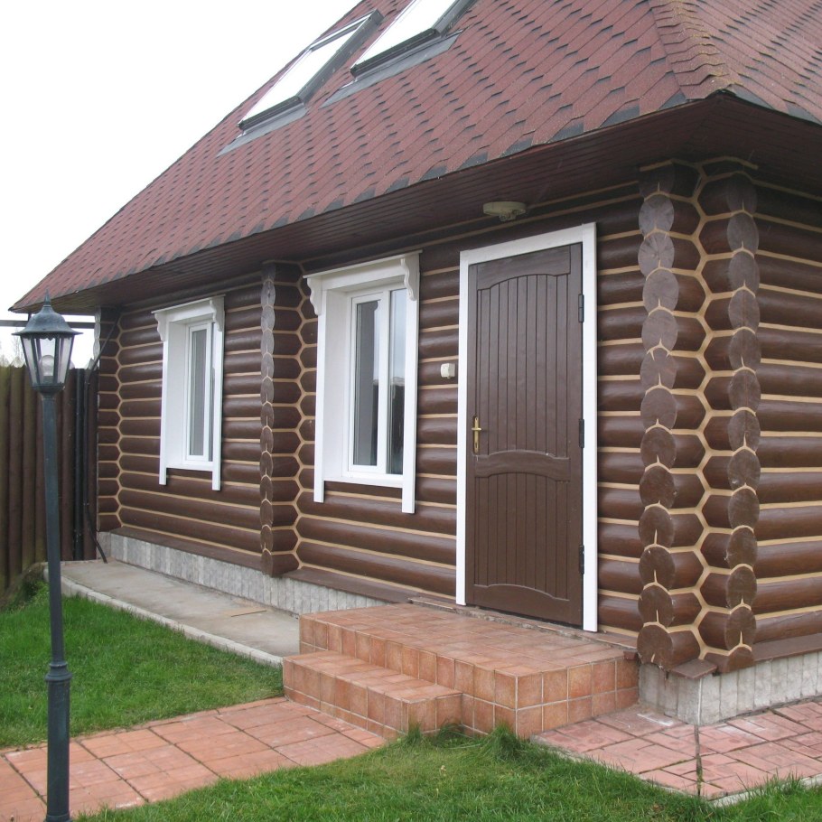 Цвет дома из бревна