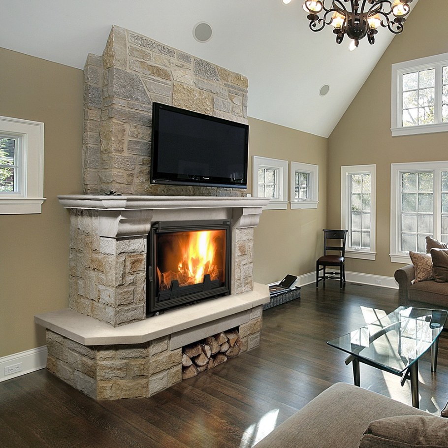 Отделка камина декоративным камнем