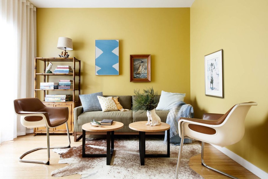 Бело голубой дизайн интерьера однокомнатной