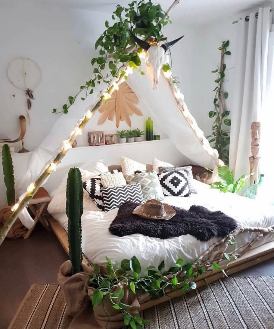 Необычный декор комнаты