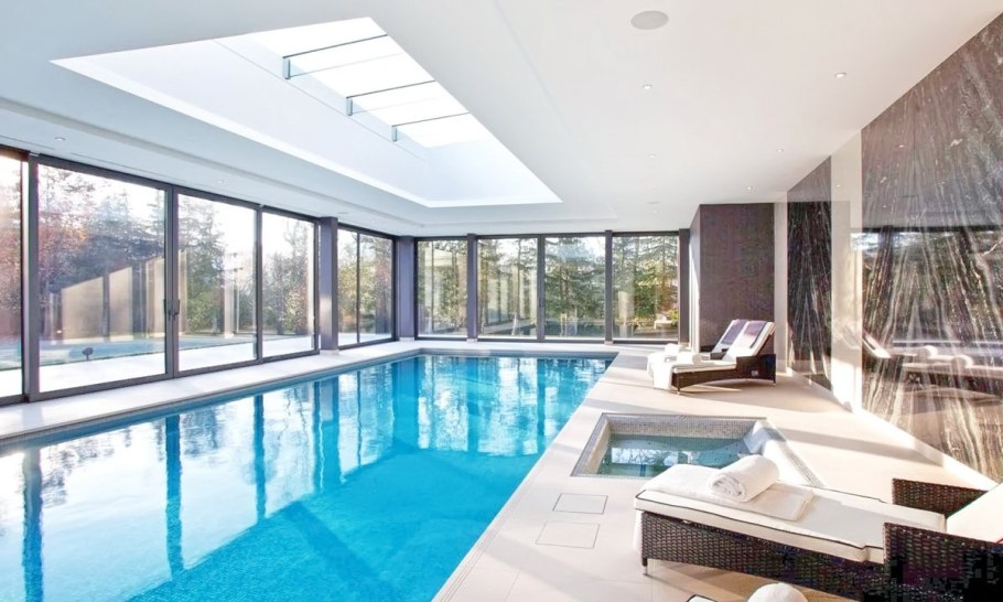 Дизайнерский дом с бассейном