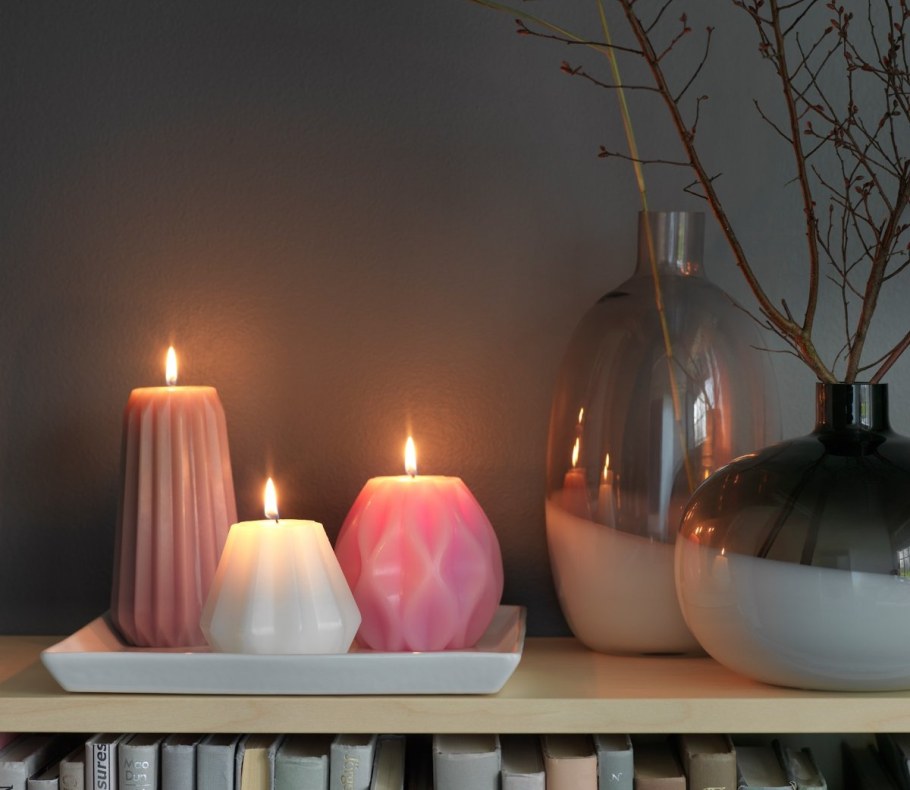Свечи в интерьере спальни