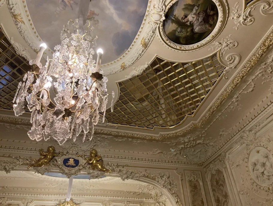 Юсуповский дворец на мойке в Санкт-Петербурге