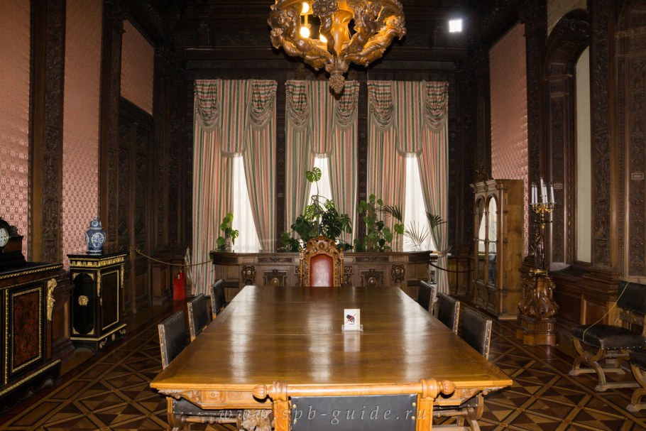 Дубовый кабинет Юсуповский дворец