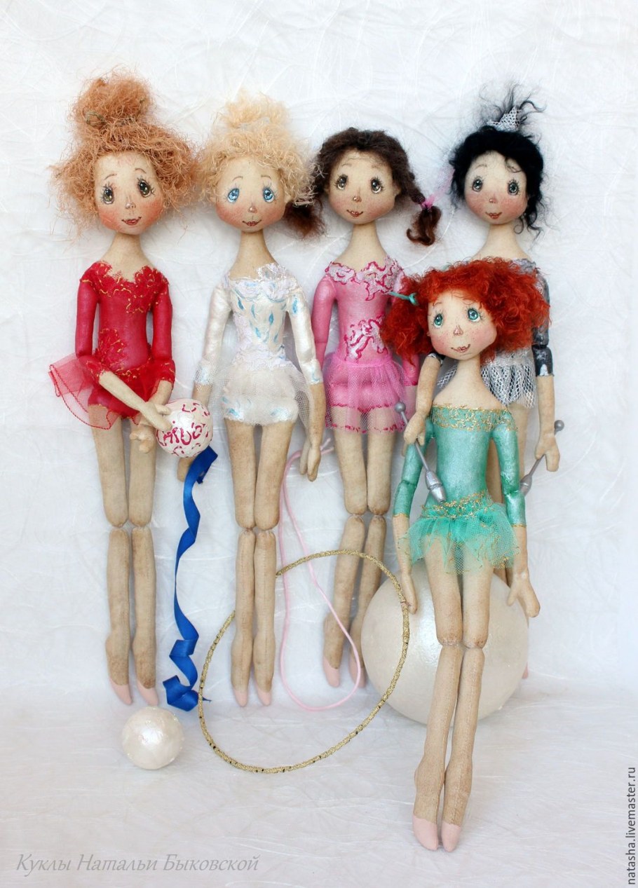 Текстильная кукла гимнастка