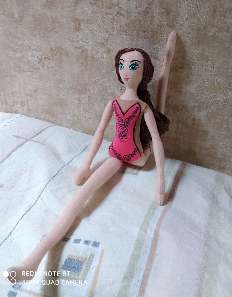 Кукла гимнастка