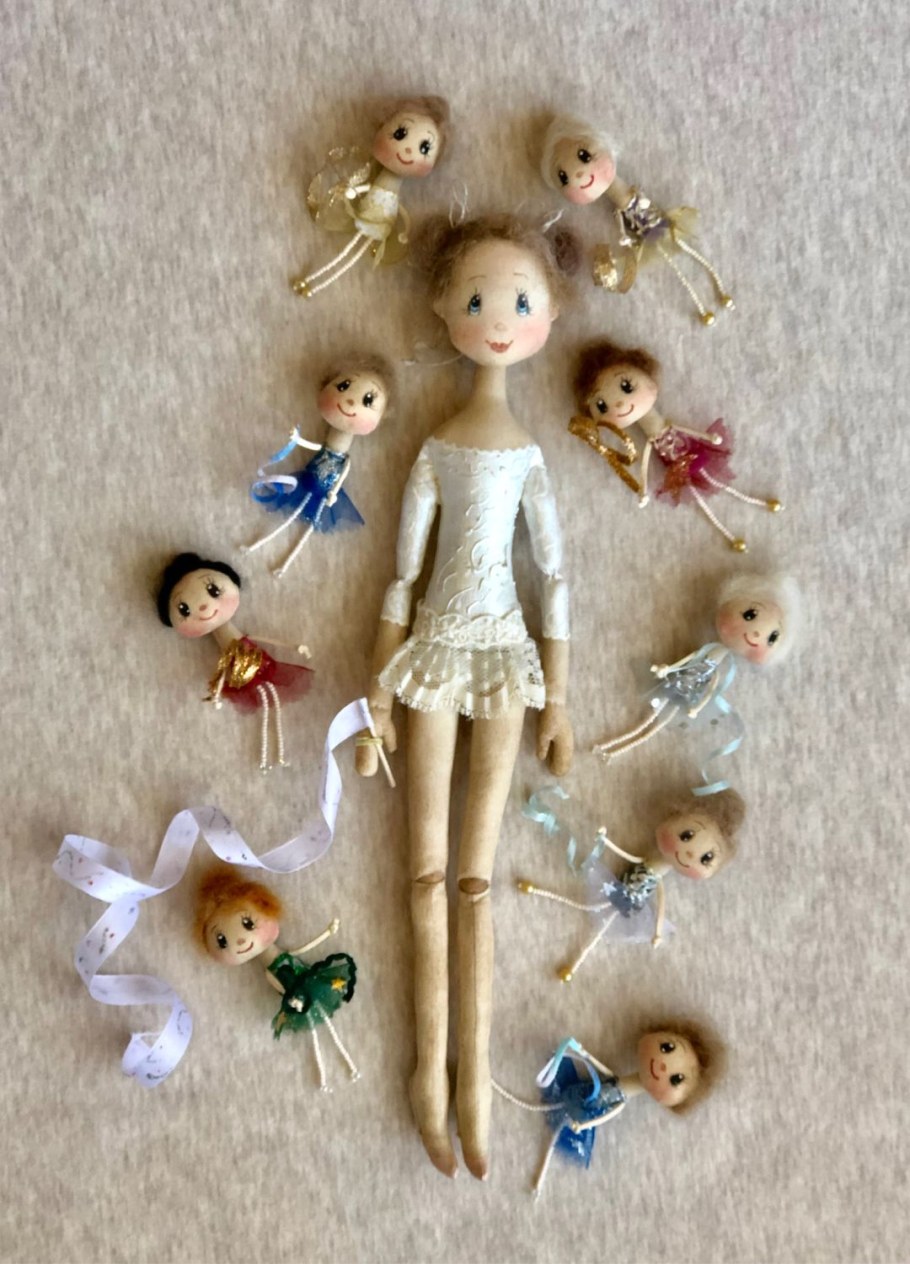 Кукла гимнастка