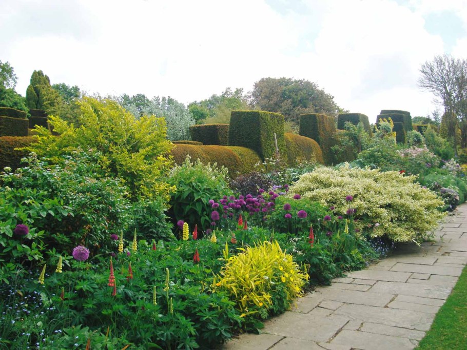 Сады Англии миксбордеры