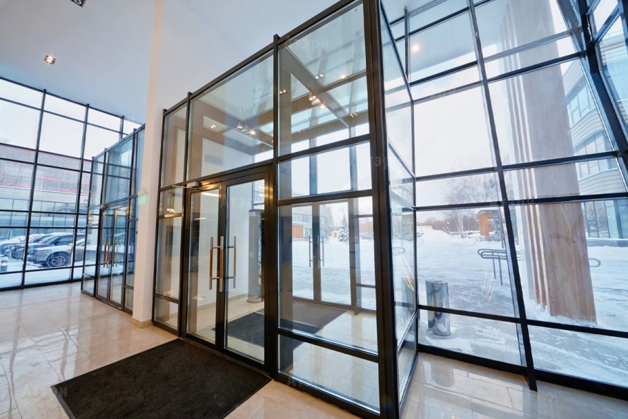 Стоечно-ригельное остекление фасадов